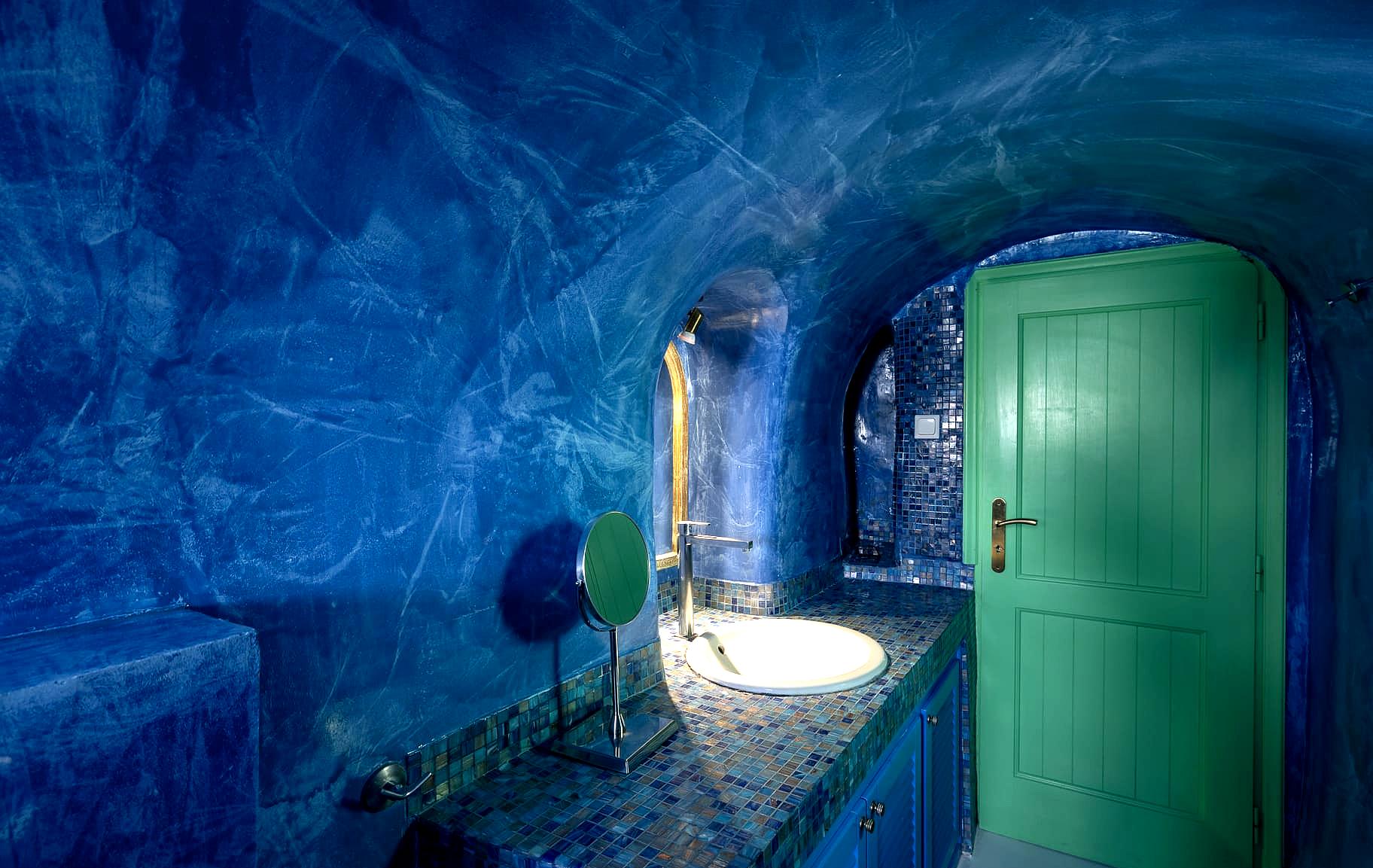 Dreams Luxury Suites